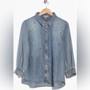 Democracy Beaded Front Chambray Button Up Shirt Sz XL